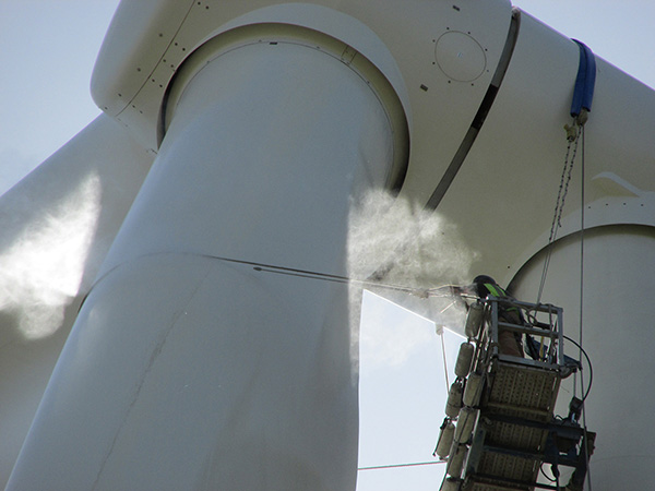 Wind turbine cleaning service in Vietnam