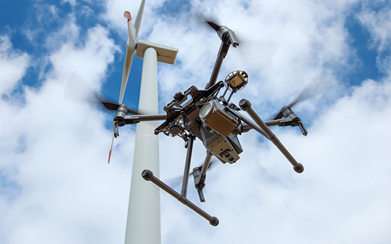 Dịch Vụ Kiểm Tra Cánh Tuabin Gió 3 KIểm tra tuabin gió bằng drone