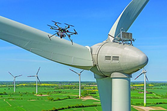 Dịch Vụ Kiểm Tra Cánh Tuabin Gió 5 KIểm tra tuabin gió bằng drone